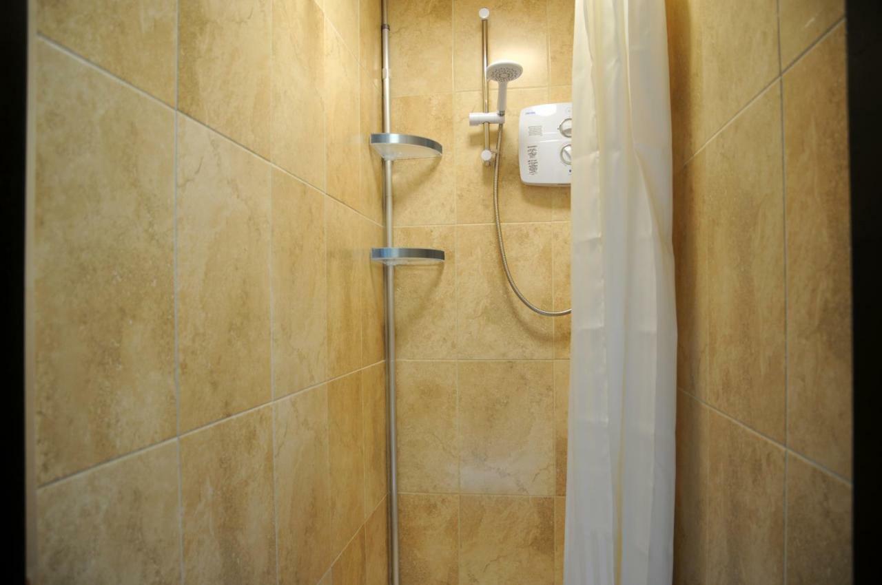 Coach Field Camp Hotel Ngoại thất bức ảnh